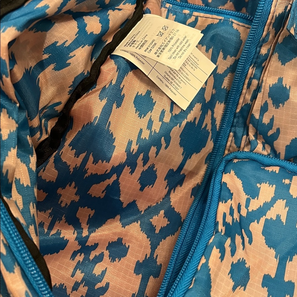 KAVU Lightweight Sling Rope Backpack Blue Ikat - Picture 4 of 10
